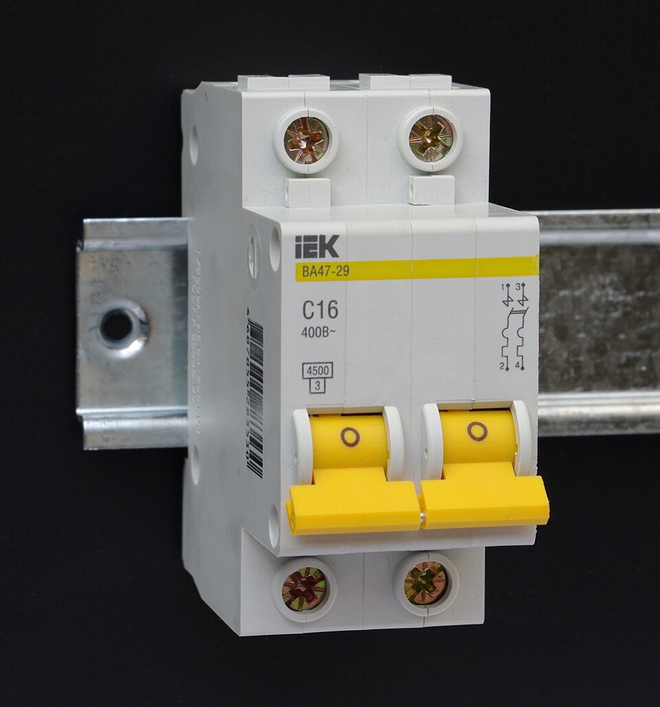 ABB — Выключатель-предохранитель ABB OESA630B4PL1 4P 630A